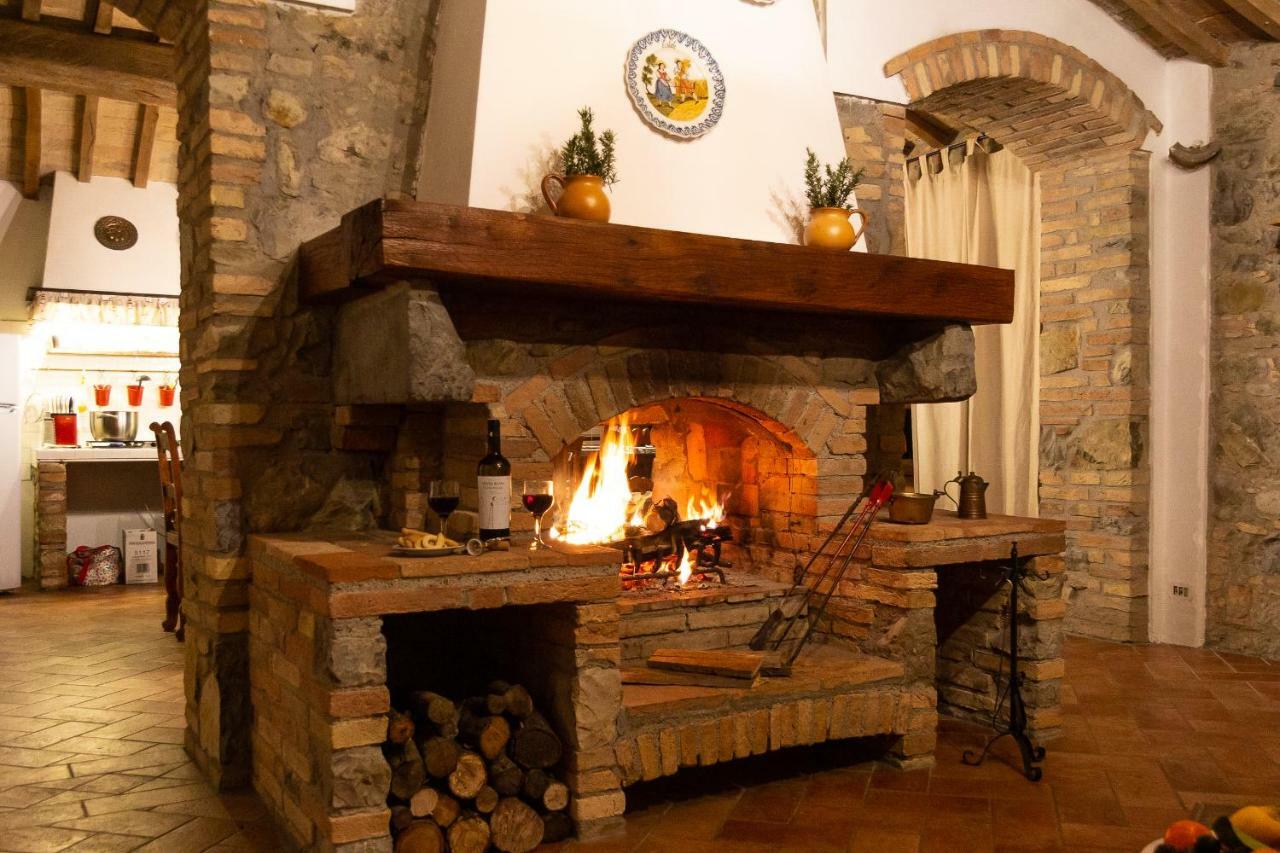 サンタ・ルーチェ Agriturismo Le Vignacceヴィラ エクステリア 写真